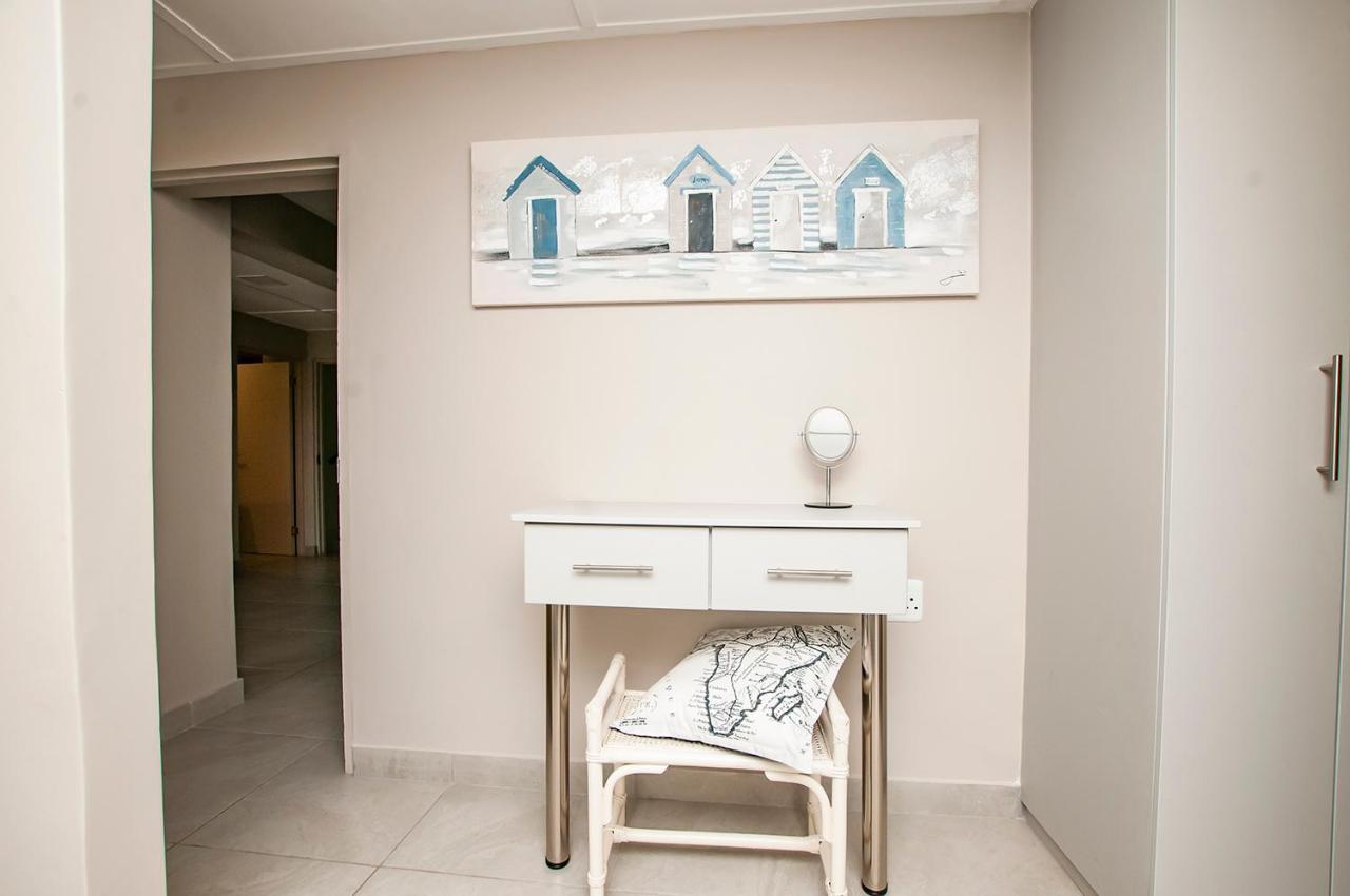 The Guinea Fowl Apartment Reebok Exterior photo