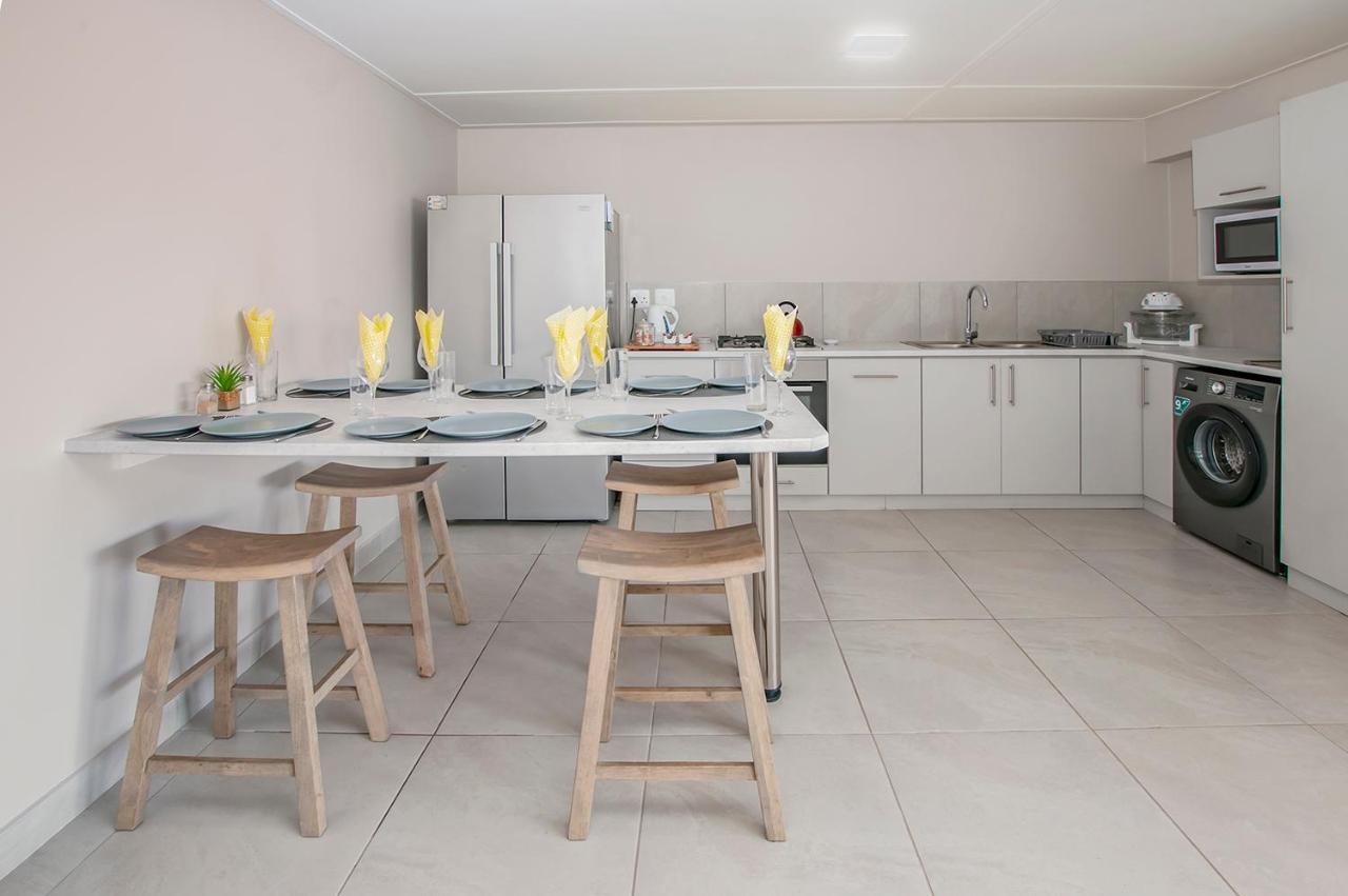 The Guinea Fowl Apartment Reebok Exterior photo